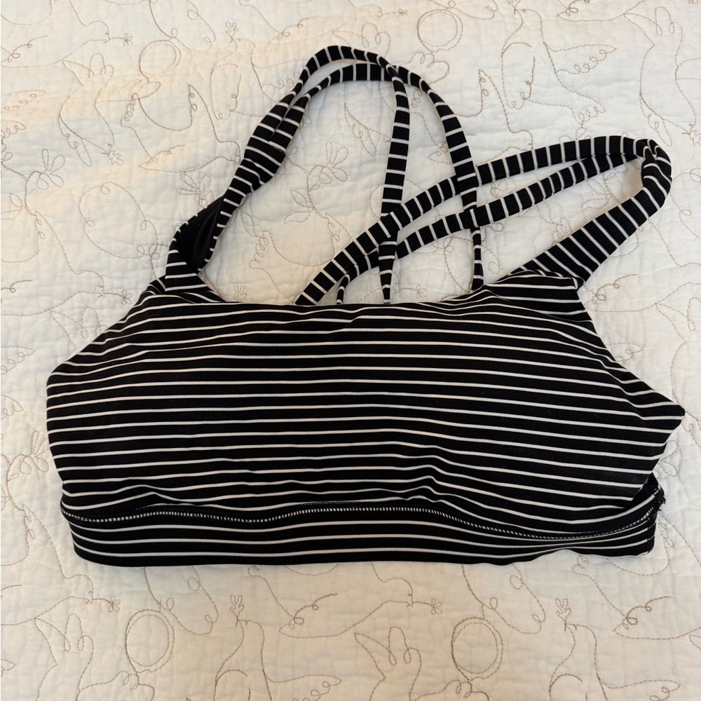 Lululemon Athletica energy bra size 6